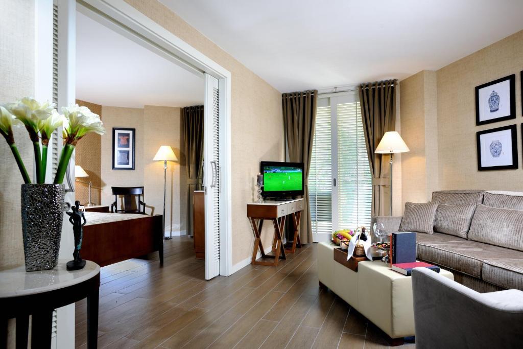 King Suite